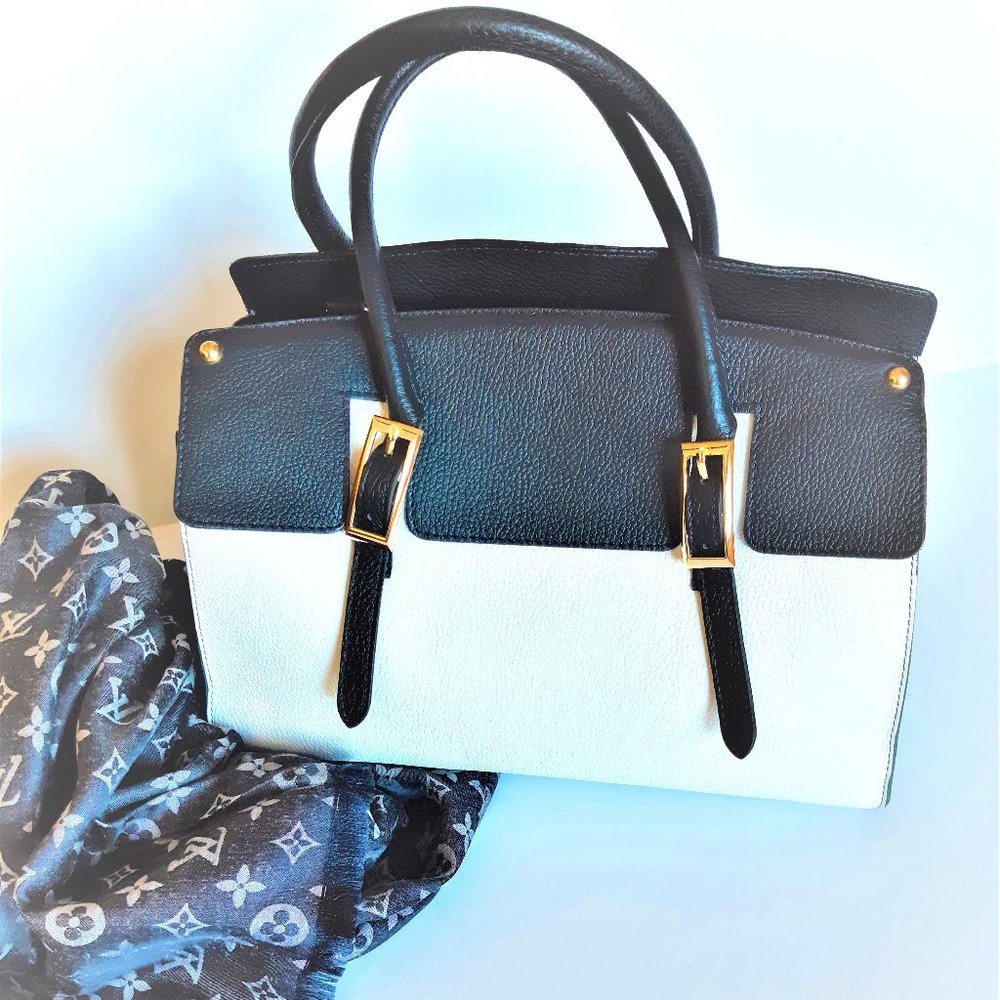NEW 🔥 Vera Pelle White & Black Leather Bag + 🎁